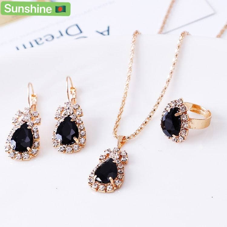 Foreign trade crystal flash set necklace earrings ring three-piece wedding dress jewelry jewelry.